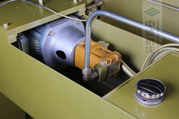 ZDP-16060半內(nèi)裝式西門(mén)子電機(jī)油泵,動(dòng)力強(qiáng)勁澎湃,并有效控制噪音.jpg ZDP-16060半內(nèi)裝式西門(mén)子電機(jī)油泵,動(dòng)力強(qiáng)勁澎湃,并有效控制噪音.jpg