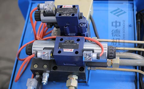 ZDPK-8025采用進(jìn)口液壓閥,抗高壓,持久耐用無故障.jpg ZDPK-8025采用進(jìn)口液壓閥,抗高壓,持久耐用無故障.jpg