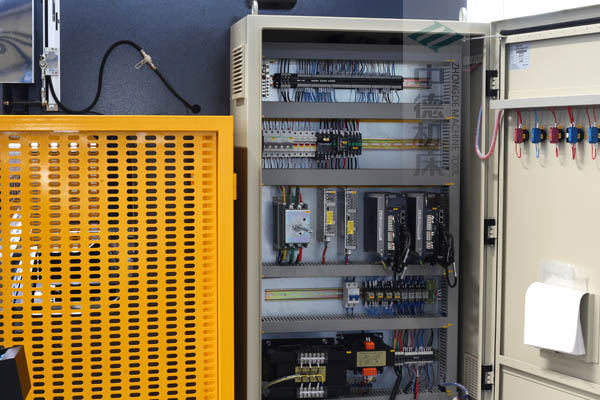 ZDPE10025-ESTUN原廠適配電氣箱總成,抗干擾能力強,電氣運行穩定.jpg ZDPE10025-ESTUN原廠適配電氣箱總成,抗干擾能力強,電氣運行穩定.jpg
